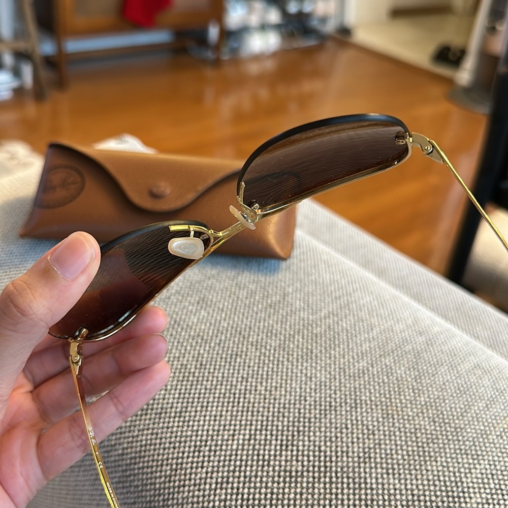 Ray-Ban Aviators Sunglasses - Picture 5 of 6